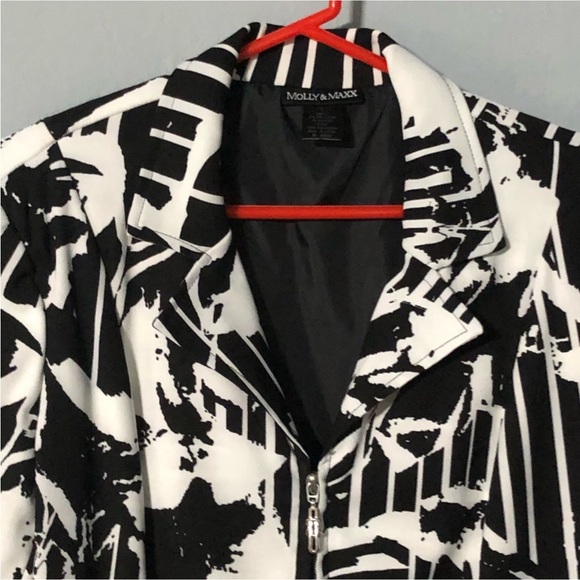 Lot of 2 large jackets - Coldwater Creek, Molly & Max - selling as one lot. - Picture 11 of 13